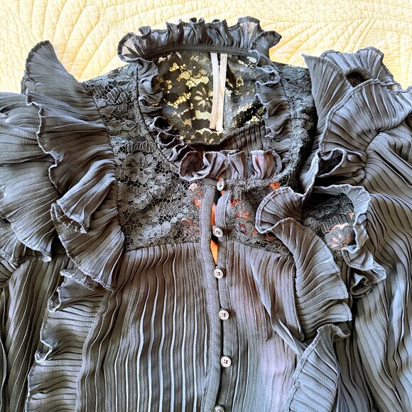 Anthropologie Sheer Pleated Ruffled Blouse Navy Blue | Corporate Goth | Size 1X - Picture 10 of 14